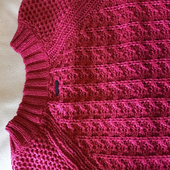 Calvin Klein Jeans ReddishDarkPink Long Sleeve Pullover Size M Ex. Cond.like new - Picture 9 of 11